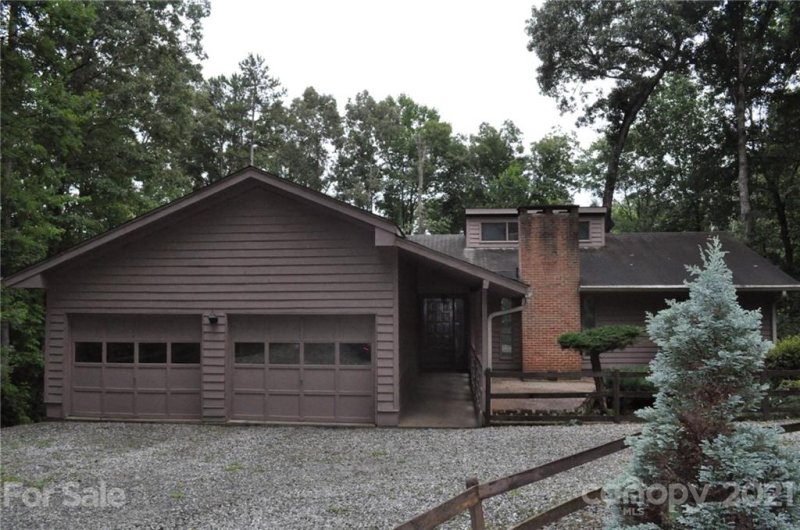 Property image 3 at 389 Laurel Heights Lane, Tryon, NC 28782