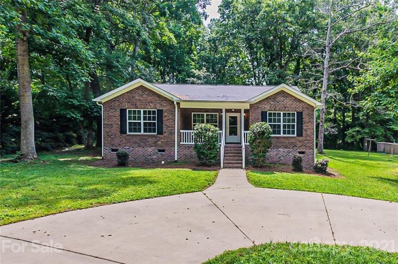 5 Tucker Avenue
