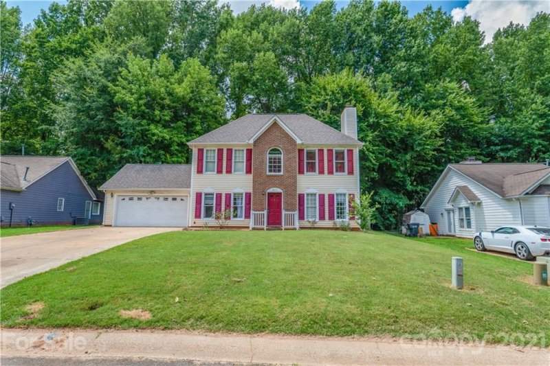 Property image 5 at 6415 Schubert Place, Charlotte, NC 28227