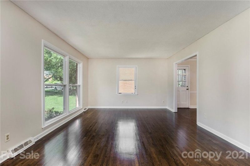 Property image 5 at 6721 Cedar Springs Road, Charlotte, NC 28212