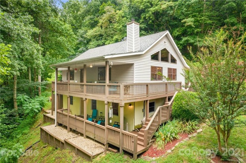 Property image 5 at 35 Laurel Creek Drive, Hendersonville, NC 28792