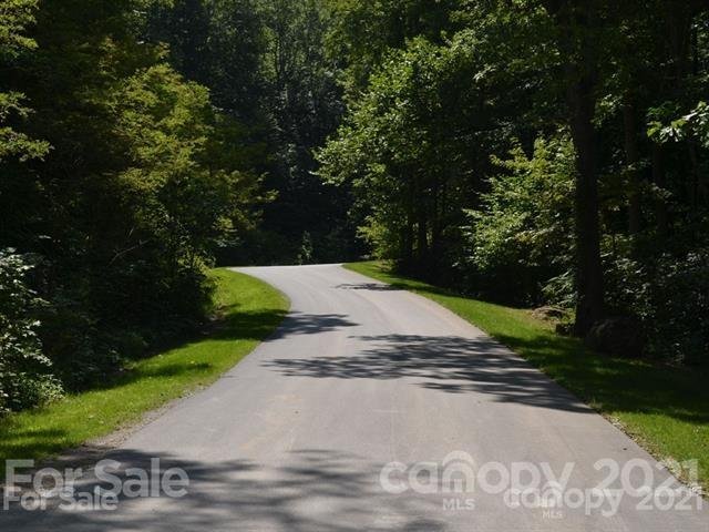 Property image 3 at 173 High Hickory Trail, Swannanoa, NC 28778