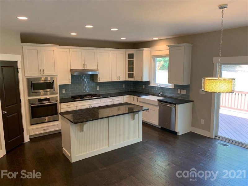 Property image 5 at 342 Cove Creek Loop, Mooresville, NC 28117