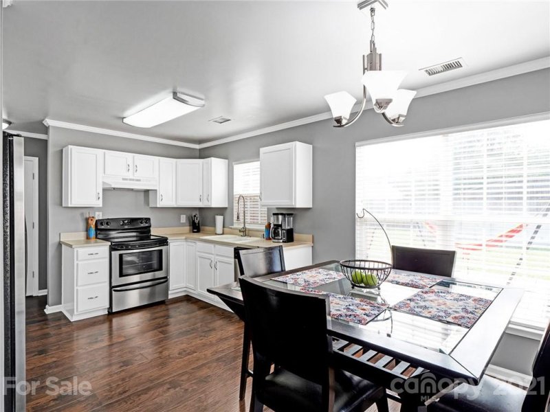 Property image 4 at 1116 Meadowbrook Lane, Concord, NC 28027