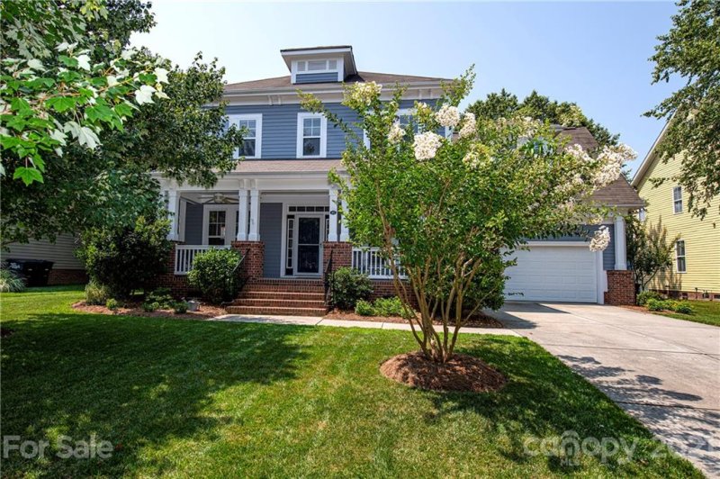 Property image 2 at 411 Shoreline Parkway, Tega Cay, SC 29708