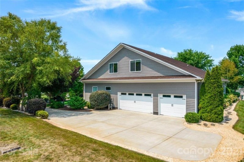 Property image 2 at 177 Hickory Hill Road, Mooresville, NC 28117