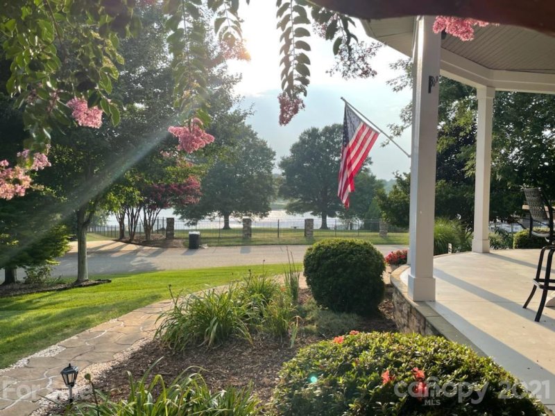 Property image 3 at 177 Hickory Hill Road, Mooresville, NC 28117