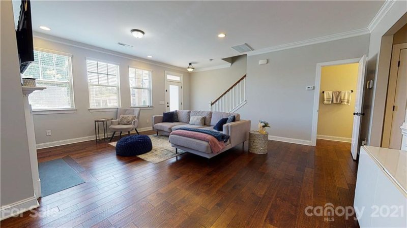 Property image 5 at 8717 Aspinwall Drive, Charlotte, NC 28216