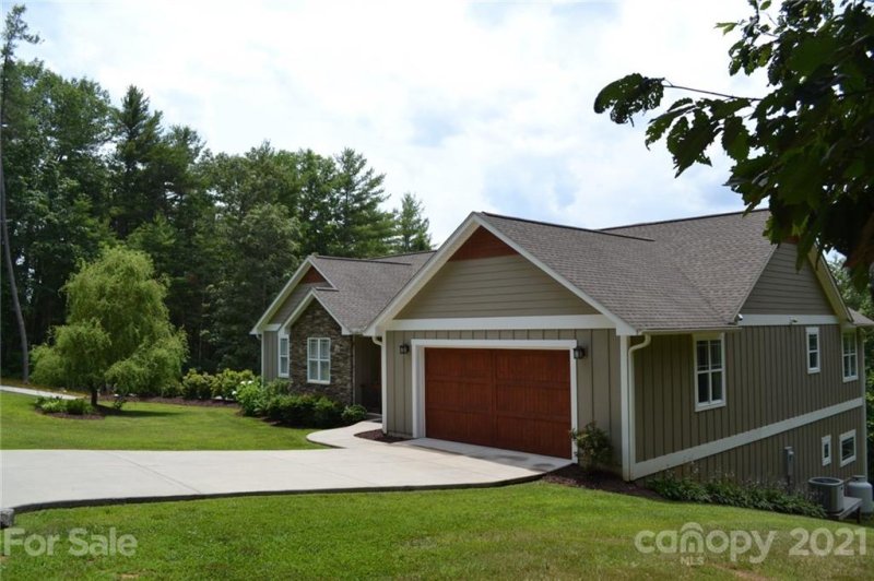 Property image 3 at 712 Settlers Trail, Mars Hill, NC 28754