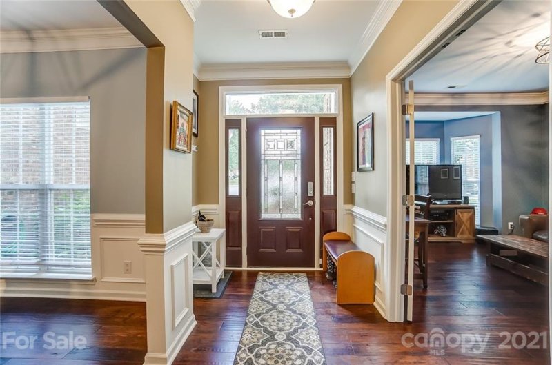 Property image 2 at 9430 Olivia Lane, Charlotte, NC 28277