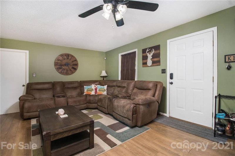 Property image 4 at 4629 Longbriar Drive, Gastonia, NC 28056