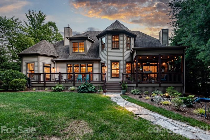 Property image 2 at 11 King View Drive, Fletcher, NC 28732