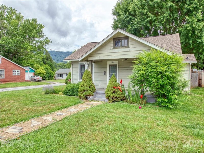 Property image 2 at 120 Hazelwood Avenue, Waynesville, NC 28786