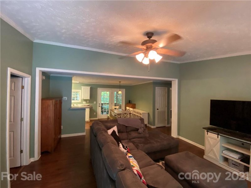 Property image 5 at 138 Cinnamon Way, Flat Rock, NC 28731