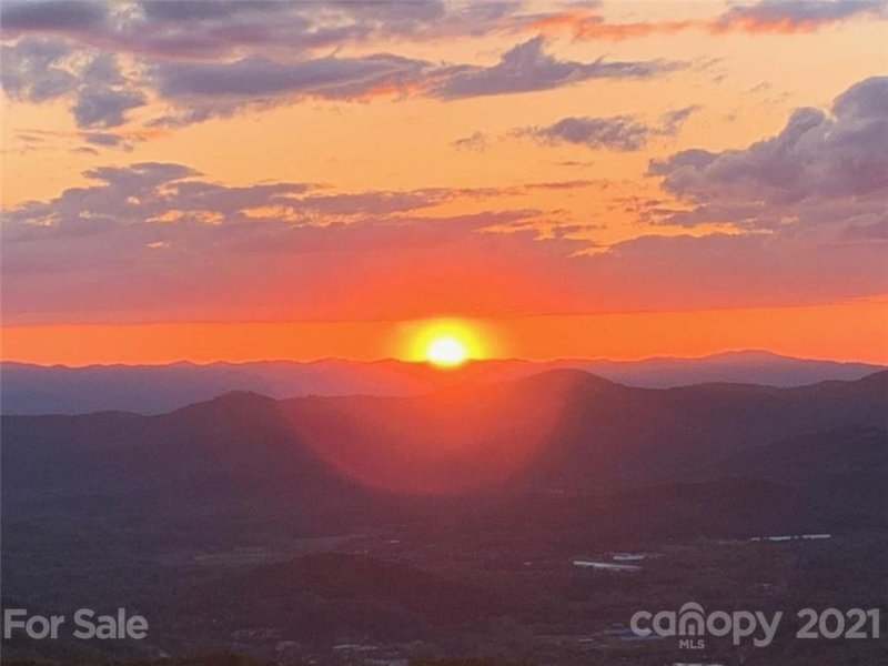 Property image 3 at 190 Mountain Lily Ridge Drive, Swannanoa, NC 28778