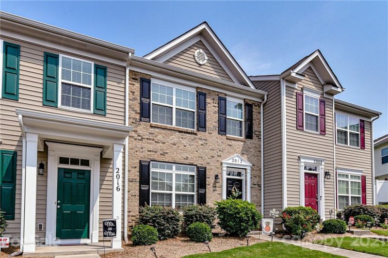 Property image 2 at 2012 Aston Mill Place, Charlotte, NC 28273