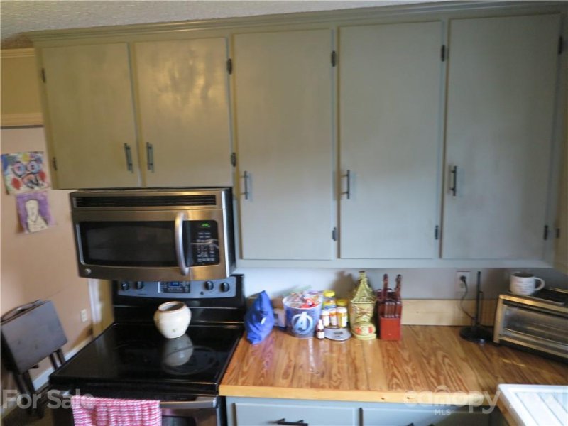 Property image 4 at 307 Gaston Avenue, Mount Holly, NC 28120