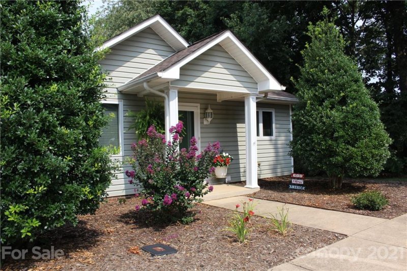 3380 White Oak Court