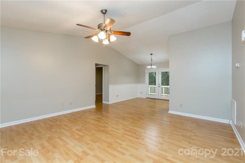 Property image 4 at 153 Creek Branch Drive, Mooresville, NC 28115