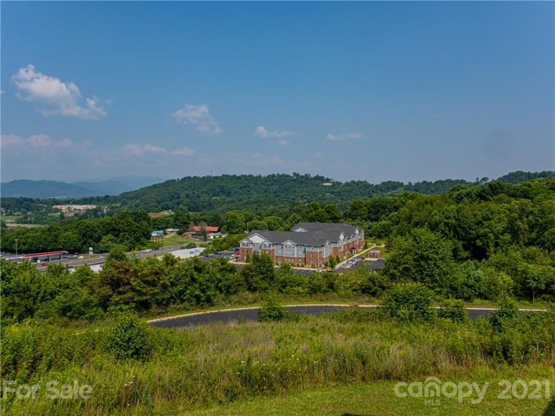 Property image 5 at 53 Rotunda Circle, Asheville, NC 28806