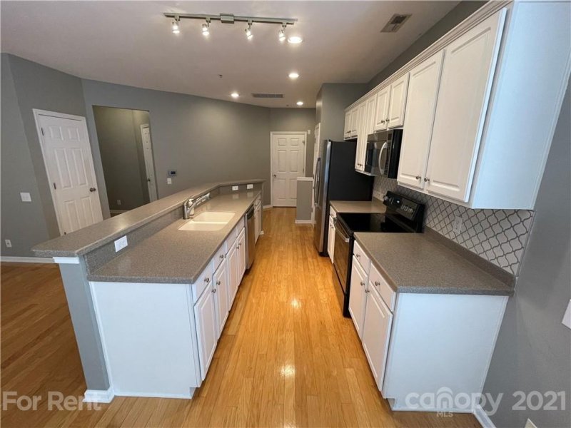 Property image 5 at 3182 Margellina Drive, Charlotte, NC 28210