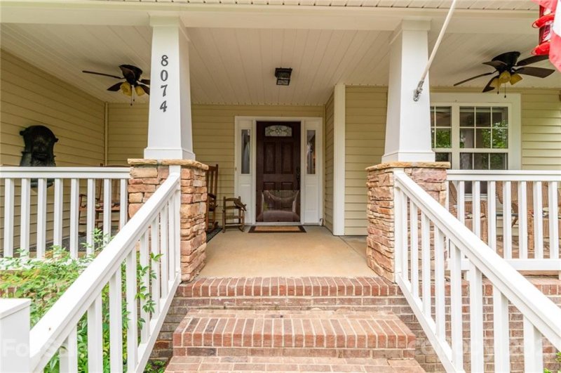 Property image 3 at 8074 Andrew Franklin Drive, Denver, NC 28037