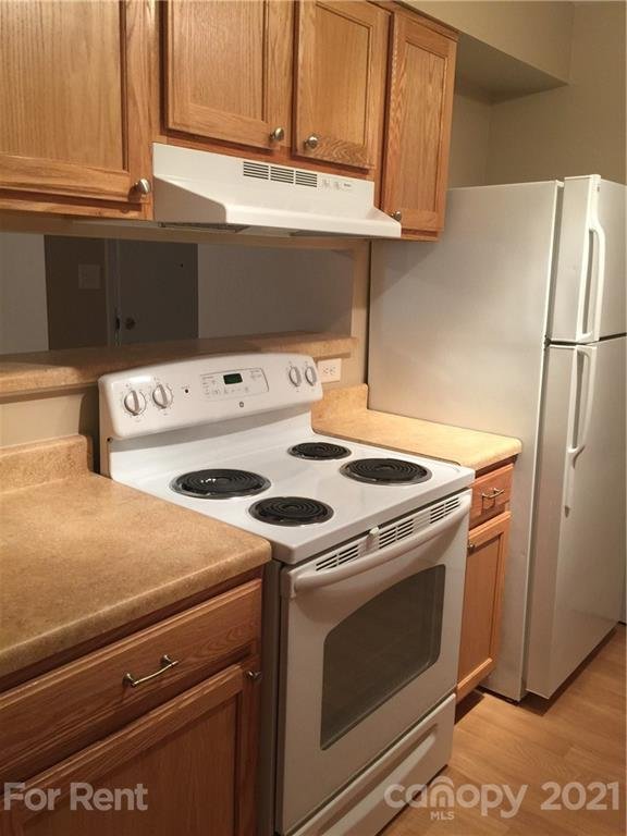 Property image 5 at 5020 Sardis Road, Charlotte, NC 28270