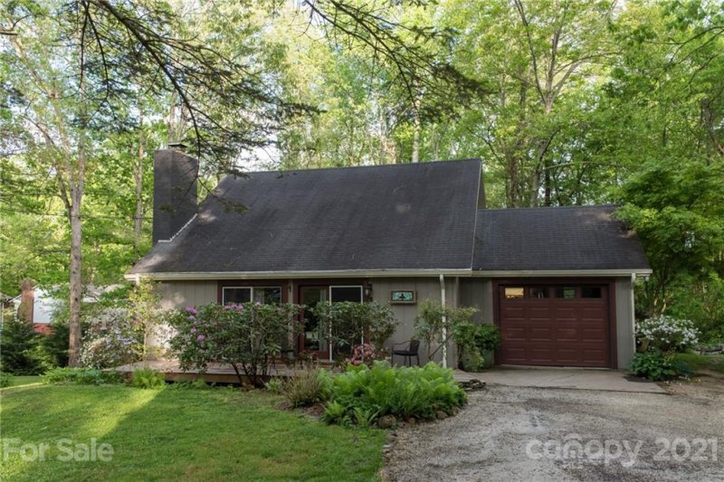 Property image 2 at 8 Sandpiper Place, Arden, NC 28704