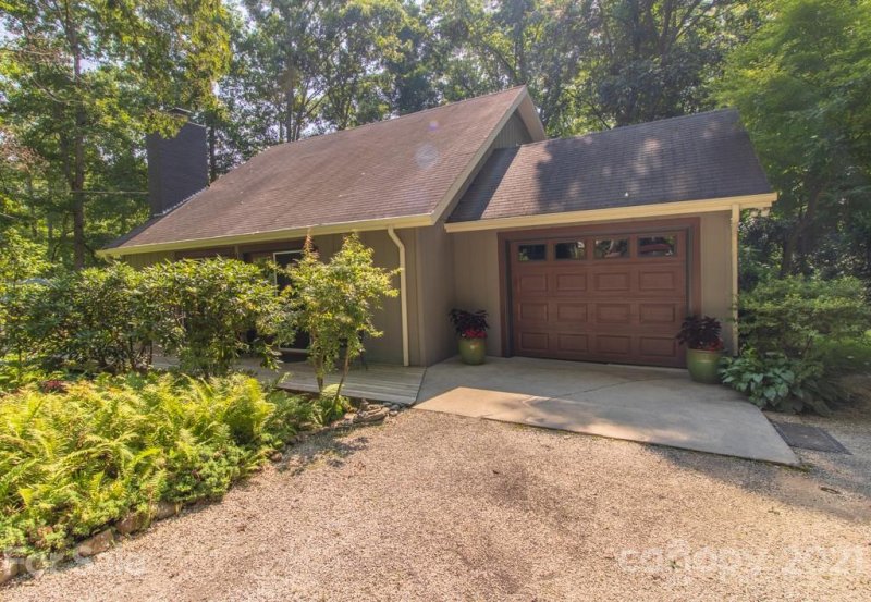 Property image 4 at 8 Sandpiper Place, Arden, NC 28704