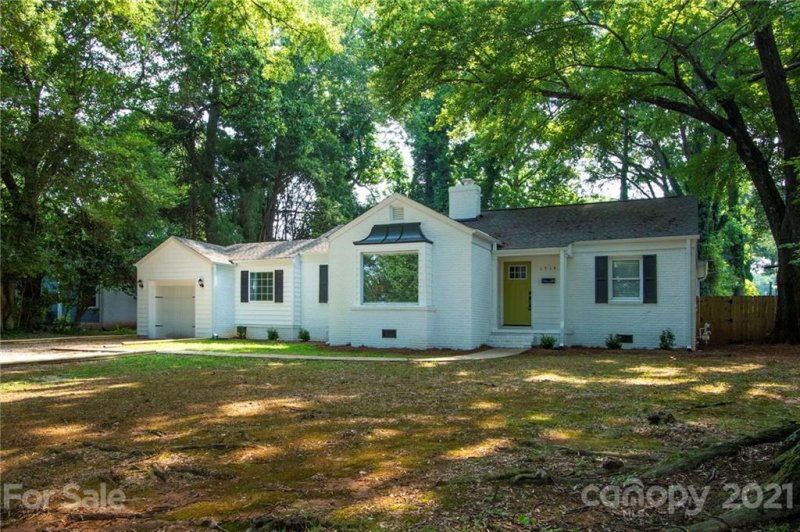 Property image 2 at 1514 Medford Drive, Charlotte, NC 28205