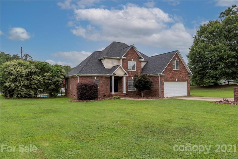 Property image 2 at 129 Pointer Court, Concord, NC 28025