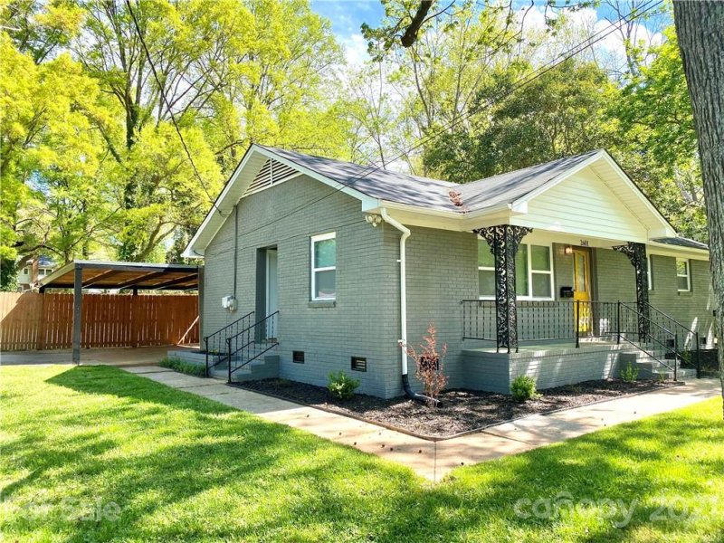 Property image 4 at 2601 Dora Drive, Charlotte, NC 28215
