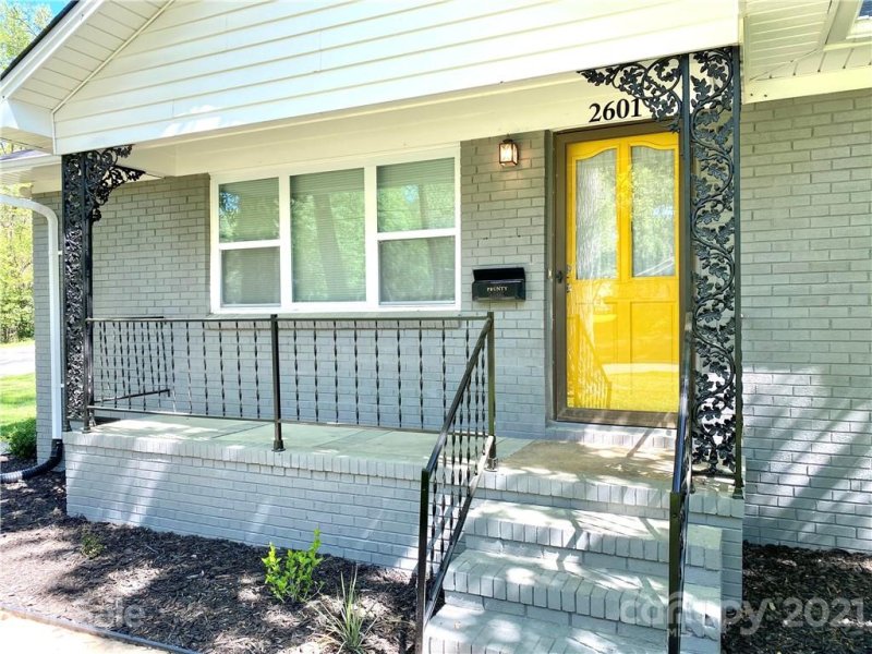 Property image 5 at 2601 Dora Drive, Charlotte, NC 28215