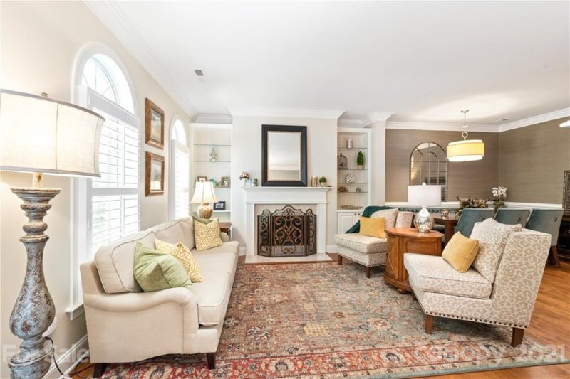 Property image 4 at 9283 Bonnie Briar Circle, Charlotte, NC 28277