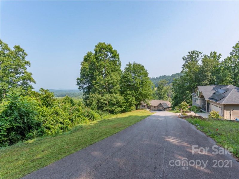 Property image 2 at 17 Herron View Lane, Weaverville, NC 28787