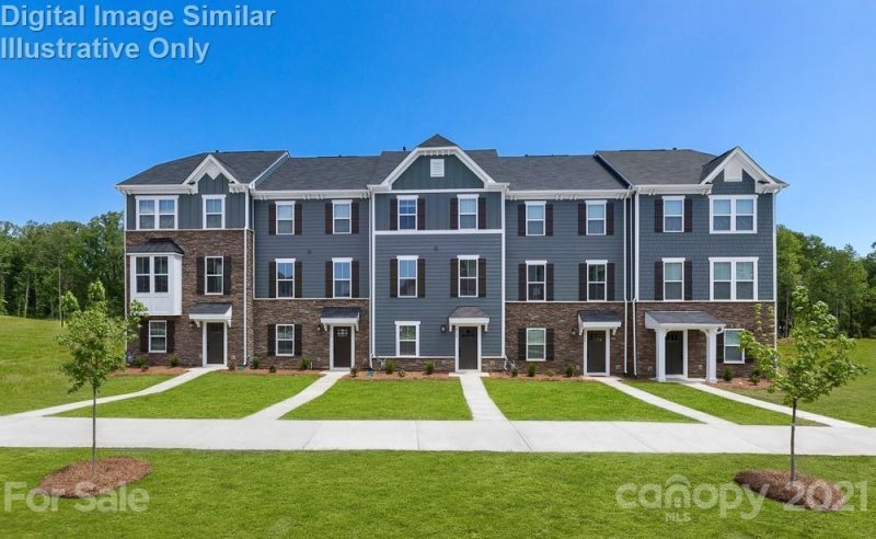 Property image 2 at 1307 Ashbury Street, Charlotte, NC 28216