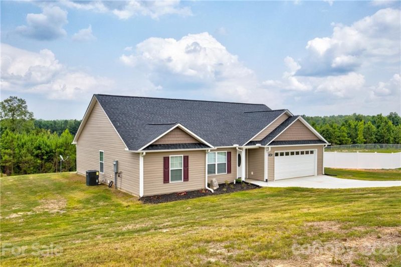Property image 3 at 6407 Hunting Creek Road, Lancaster, SC 29720
