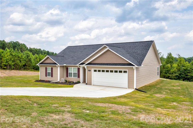 Property image 4 at 6407 Hunting Creek Road, Lancaster, SC 29720