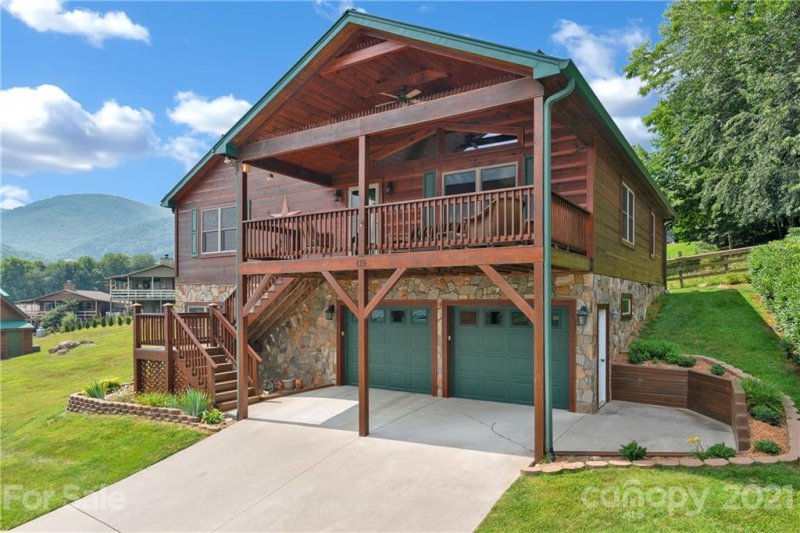 Property image 2 at 419 Panoramic Loop, Maggie Valley, NC 28751