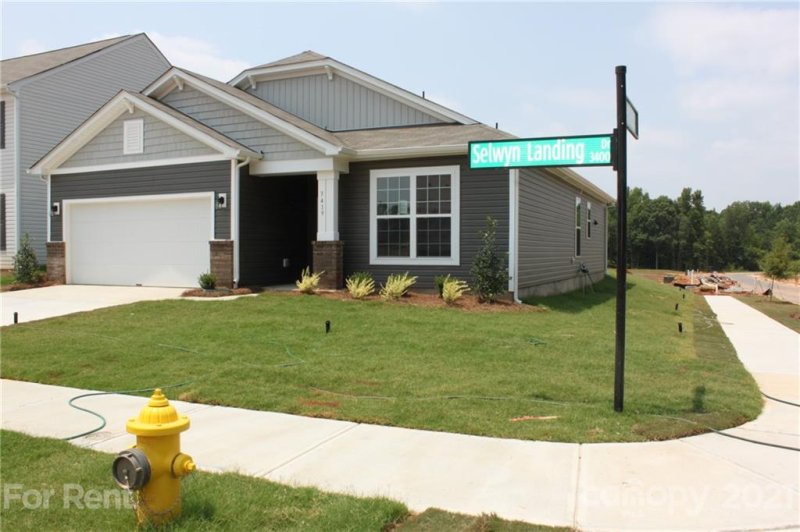 Property image 2 at 3419 Selwyn Landing Drive, Charlotte, NC 28215