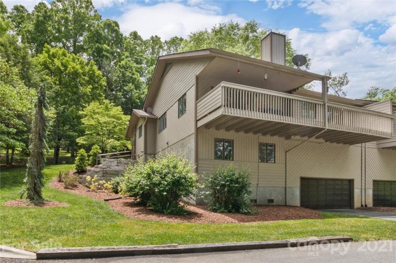 Property image 4 at 1502 Timber Drive, Asheville, NC 28804