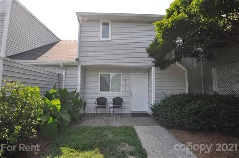 Property image 2 at 1630 Hollow Drive, Charlotte, NC 28212