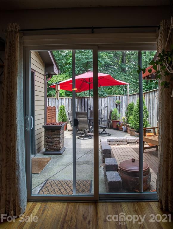 Property image 5 at 16 Spears Avenue, Asheville, NC 28801