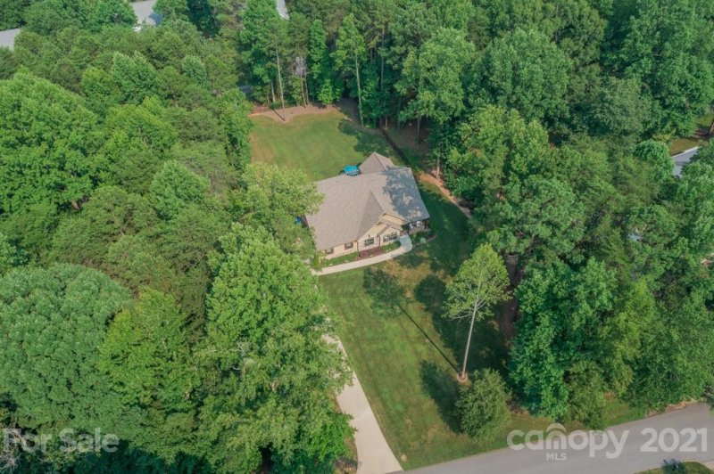 Property image 3 at 161 Morgan Bluff Road, Mooresville, NC 28117