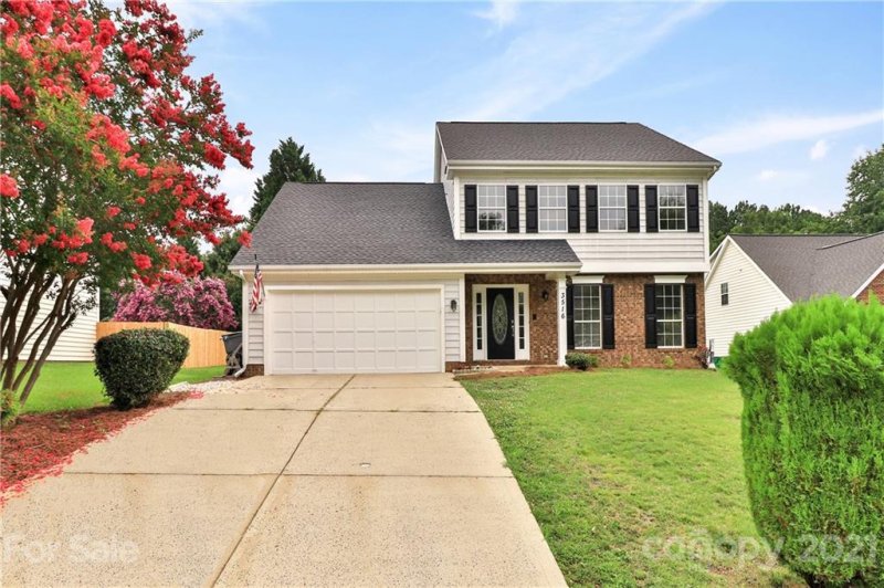 3516 Mallard Cove Court