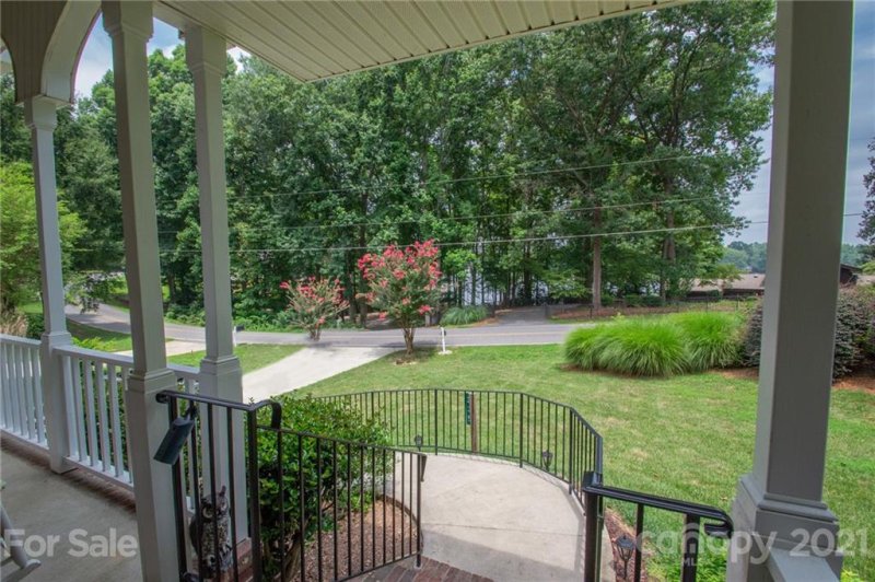 Property image 3 at 335 Beaten Path Road, Mooresville, NC 28117