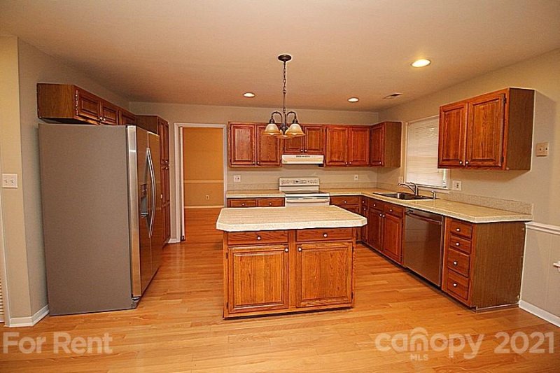 Property image 5 at 7152 Powder Mill Place, Charlotte, NC 28277