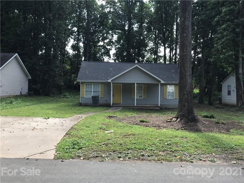 Property image 2 at 2240 Sunset Boulevard, Charlotte, NC 28269