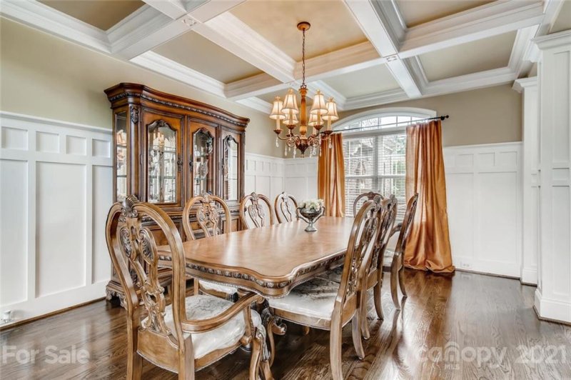 Property image 5 at 6671 Fox Ridge Circle, Davidson, NC 28036