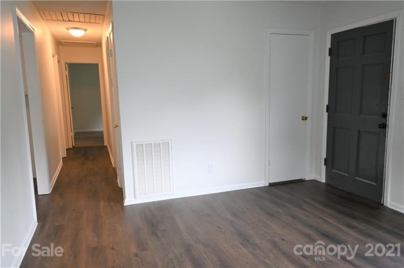 Property image 4 at 1332 Poston Circle, Gastonia, NC 28054